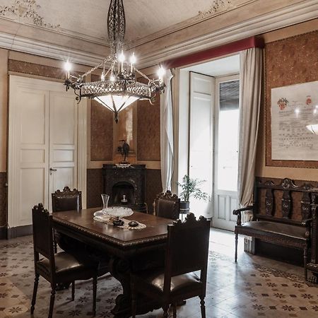Bed And Books Bed & Breakfast Catania Ngoại thất bức ảnh
