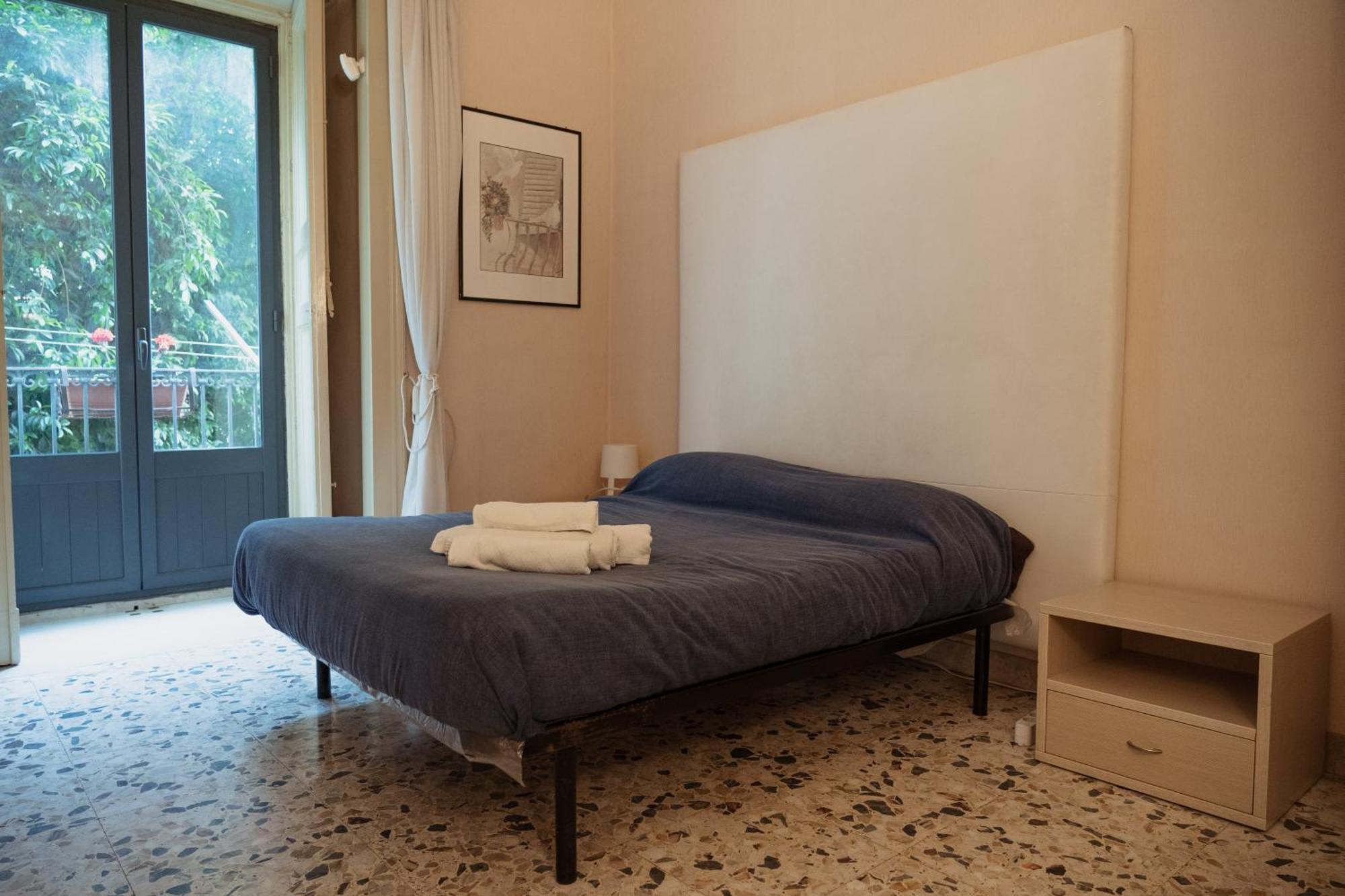 Bed And Books Bed & Breakfast Catania Ngoại thất bức ảnh