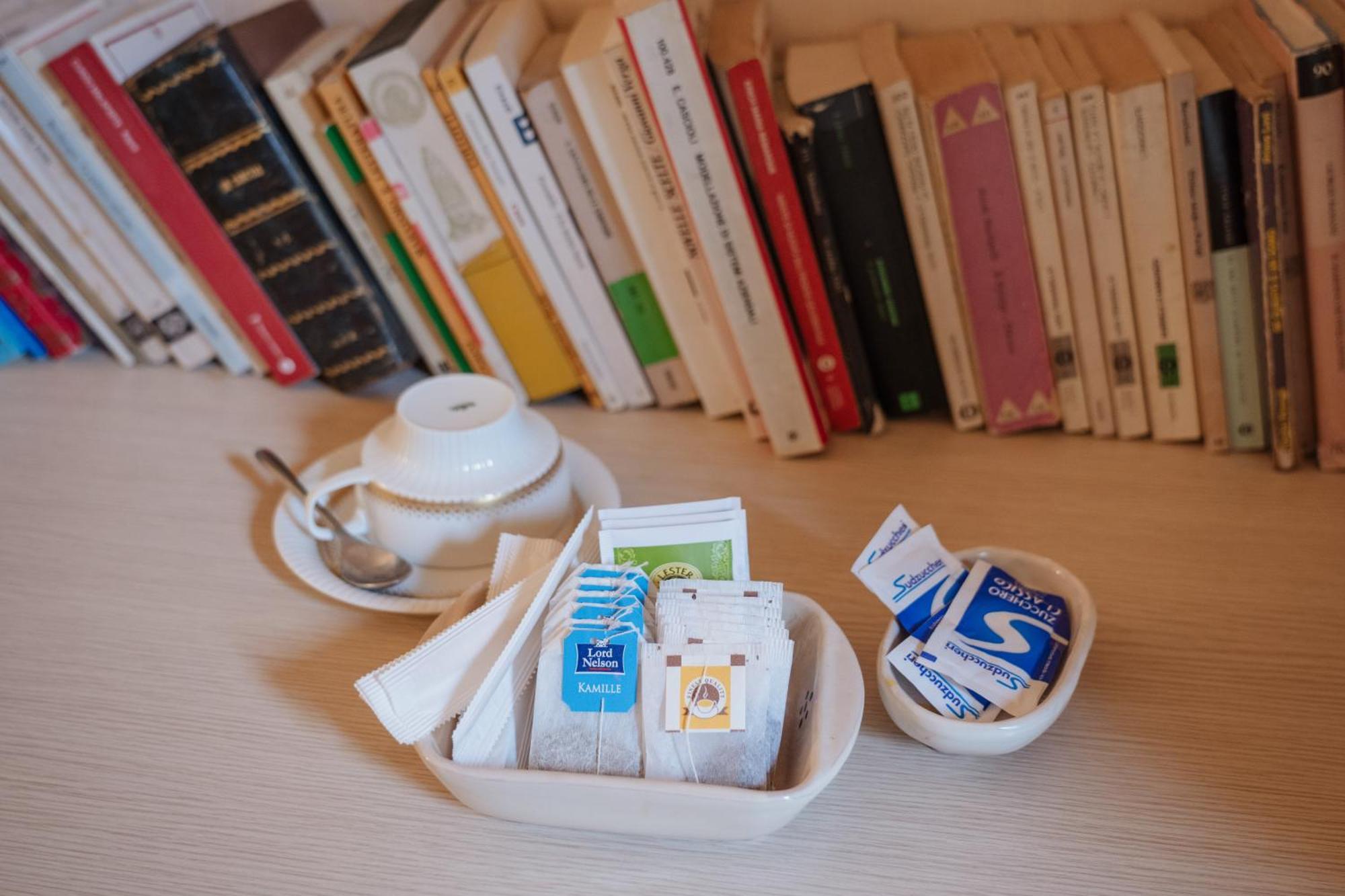 Bed And Books Bed & Breakfast Catania Ngoại thất bức ảnh